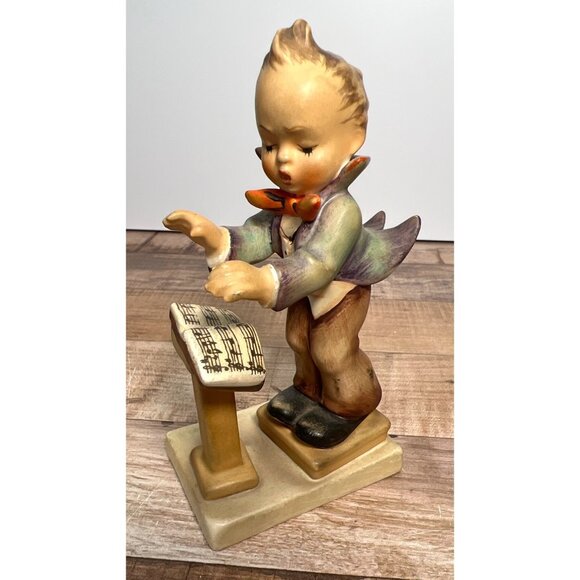 Hummel Goebel Figurine Little Maestro Boy Conducting Orchestra - Picture 1 of 5